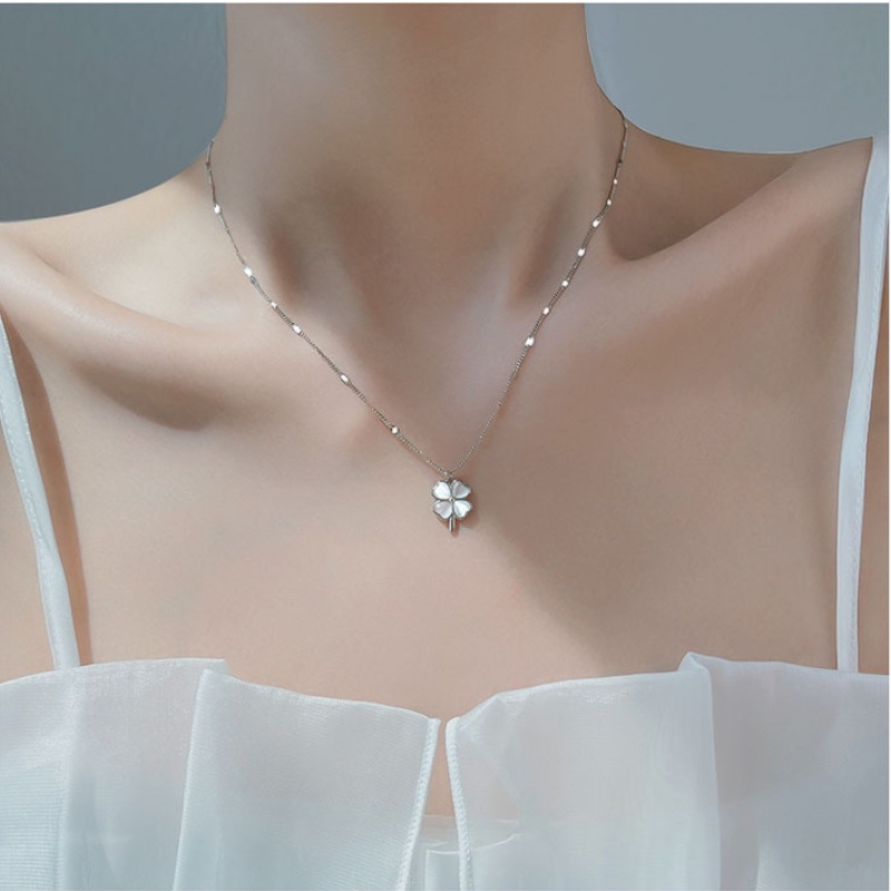 vòng cổ phong cách hàn quốc của phụ nữ vòng cổ cỏ ba lá đơn giản