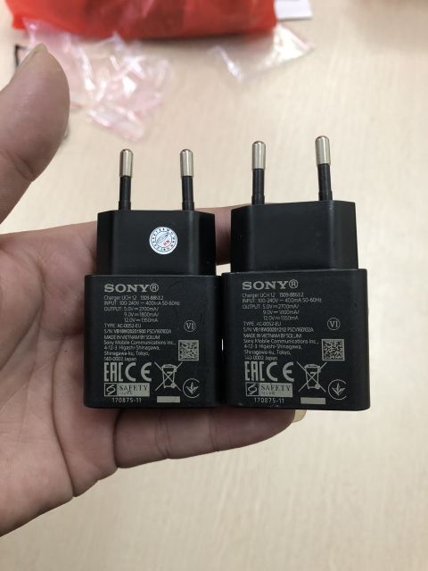 Sạc nhanh Sony UCH12 made in Việt Nam