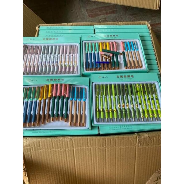 Bút máy tẩy xoá được thân nhỏ ngòi kim tinh thanh đậm