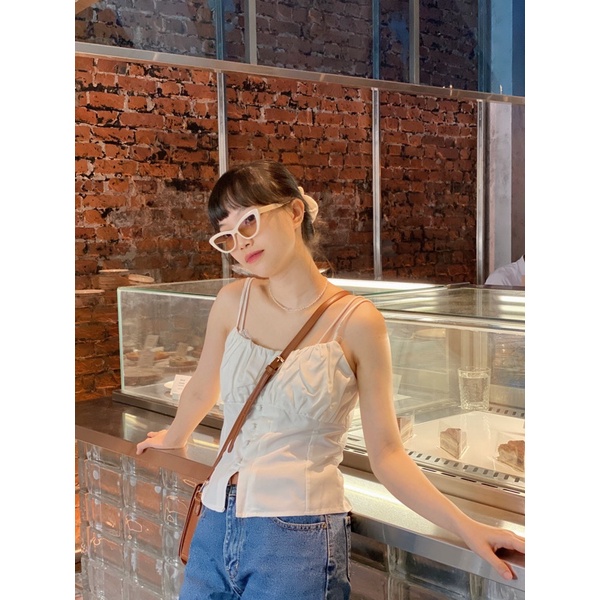 Nimi - Áo hai dây mảnh xếp ly ngực và 1 hàng cúc Luna lace slip blouse