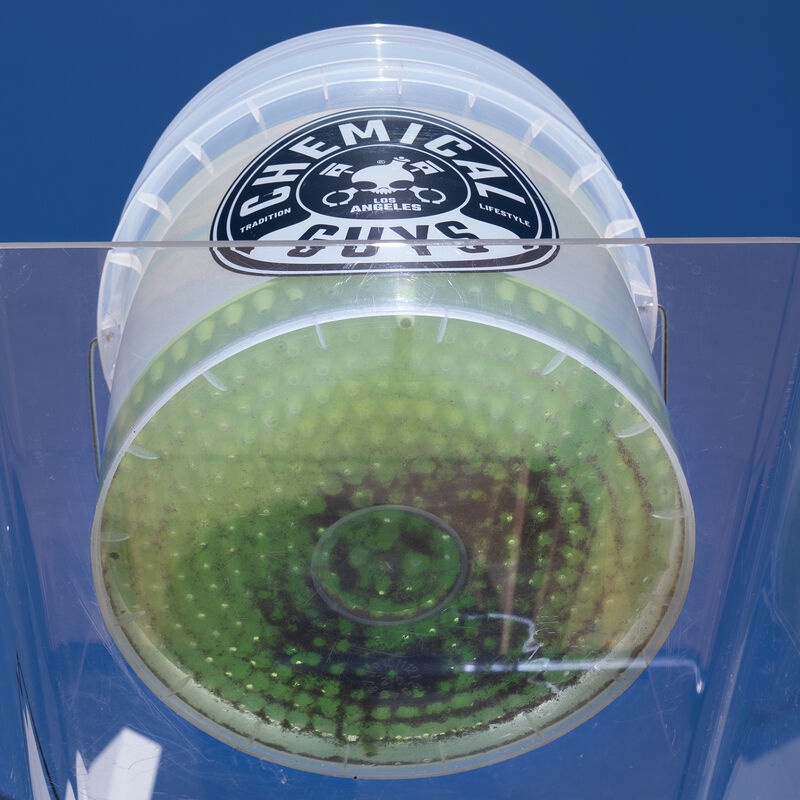 Bộ xô rửa xe và lưới lọc bụi thế hệ mới Chemical Guys 4,5 gallon