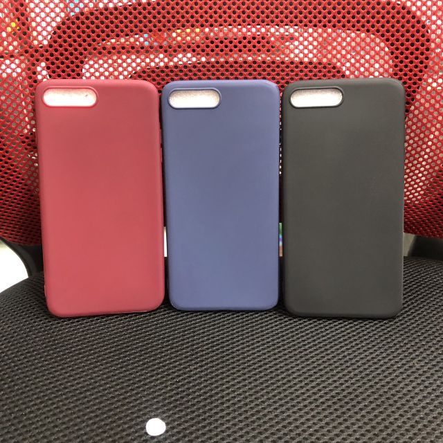 Ốp lưng iphone 7plus dẻo màu.