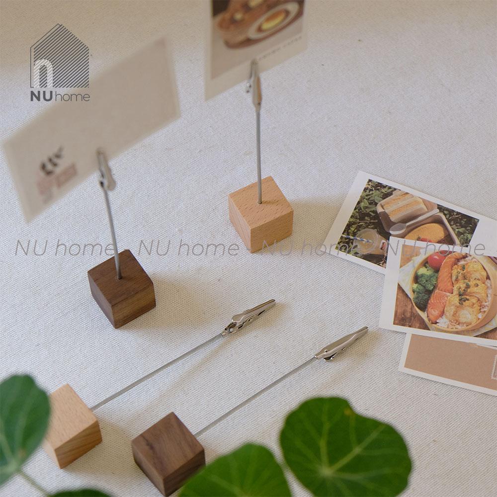 Đế gỗ kẹp ảnh, giấy note - Kuri | nuhome.vn | được thiết kế đơn giản đẹp mắt với chân đế bằng gỗ và đầu kẹp