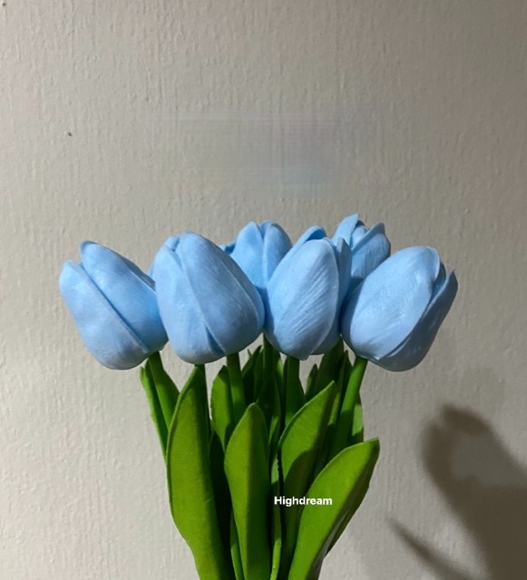 1 Bó Hoa Tulip Nhân Tạo Trang Trí Tiệc Cưới