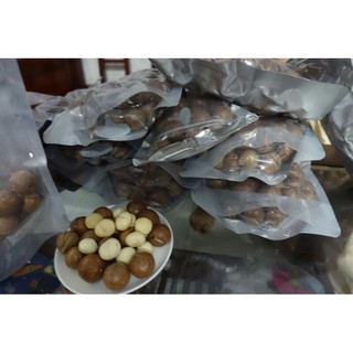 Hạt mắc ca 1kg (gói 500gr hút chân không)
