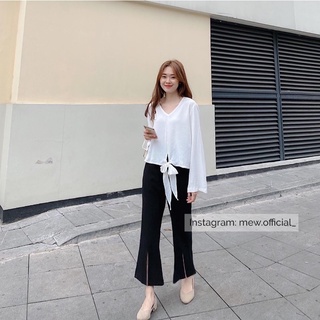 Quần ống loe xẻ ống, ảnh chụp thật