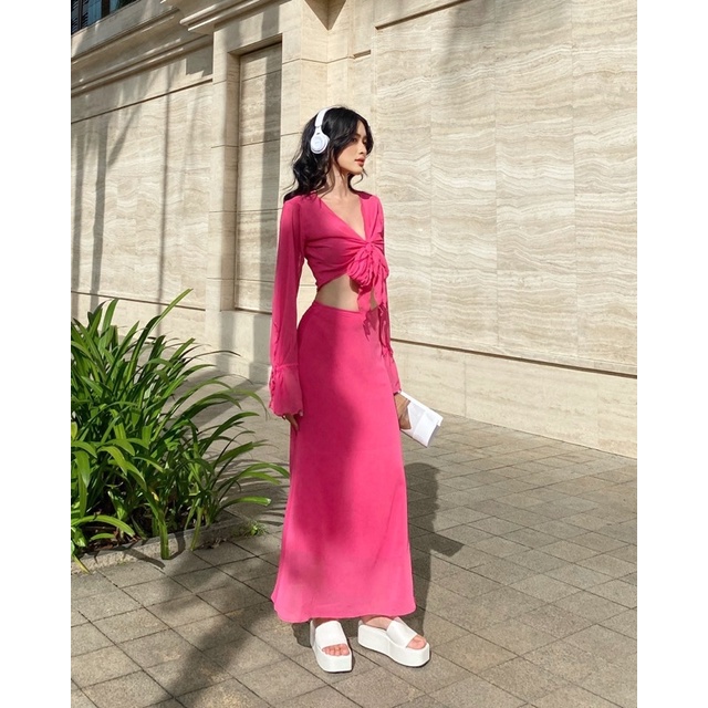 Hot Pink Set - Áo croptop tay dài chân váy dài voan - Thiết kế bởi IAMCOCO.OFFICIAL