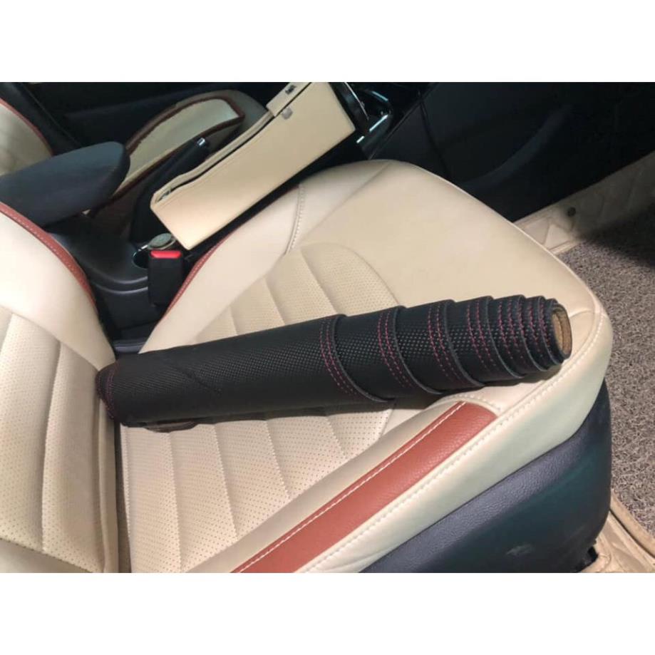 Thảm Taplo xe Toyota Altis ,  da vân Carbon cao cấp-Hàng loại 1
