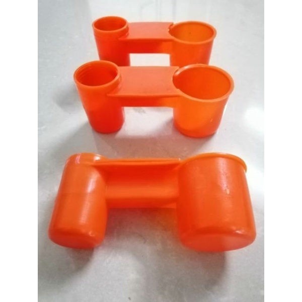 10 cái Máng, nú.t nắp chai cho gà, chim