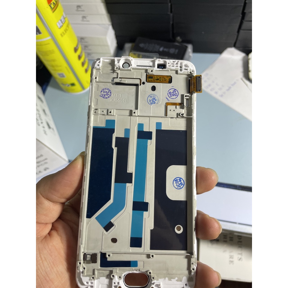 Màn hình oppo f1 plus tặng kèm keo dán và bộ sửa vuamanhinh.