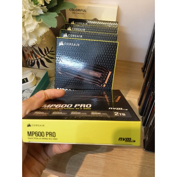 Ổ cứng SSD M2 PCIe Gen4 Corsair MP600 Pro - 1T / 2TB