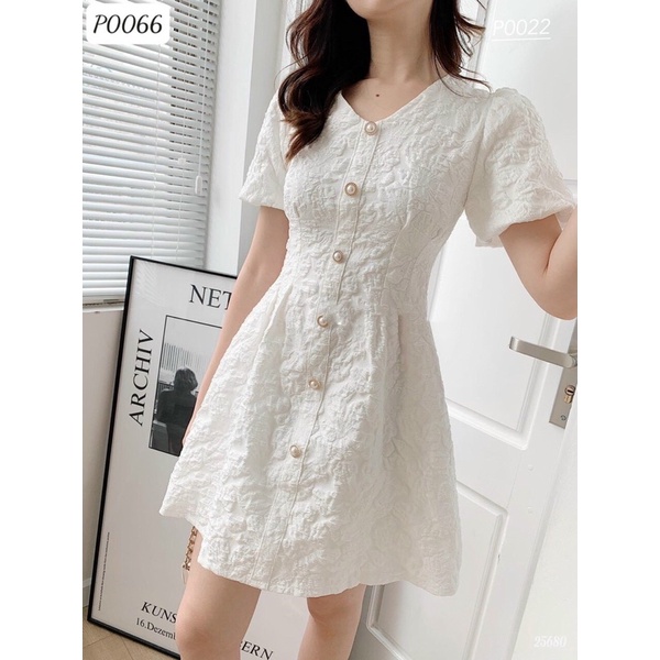 Đầm cổ tim nút ngọc Mooly BT100