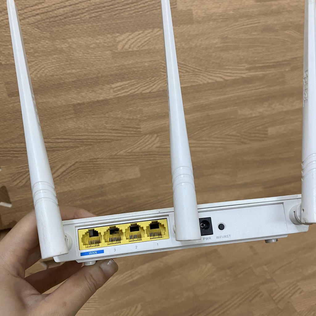 [Mã ELORDER5 giảm 10k đơn 20k] Bộ phát wifi 3 râu TENDA F3, hình thức đẹp, xuyên tường, tốc độ 300Mbps