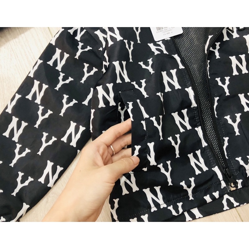 Áo khoác gió lót lưới ml.b cho bé trai bé gái size từ 12-33 cân