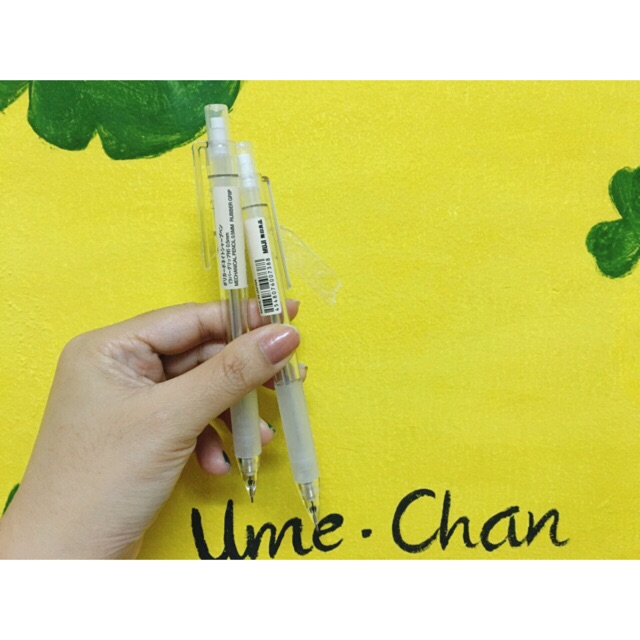 Bút chì bấm Muji ngòi 0.5mm