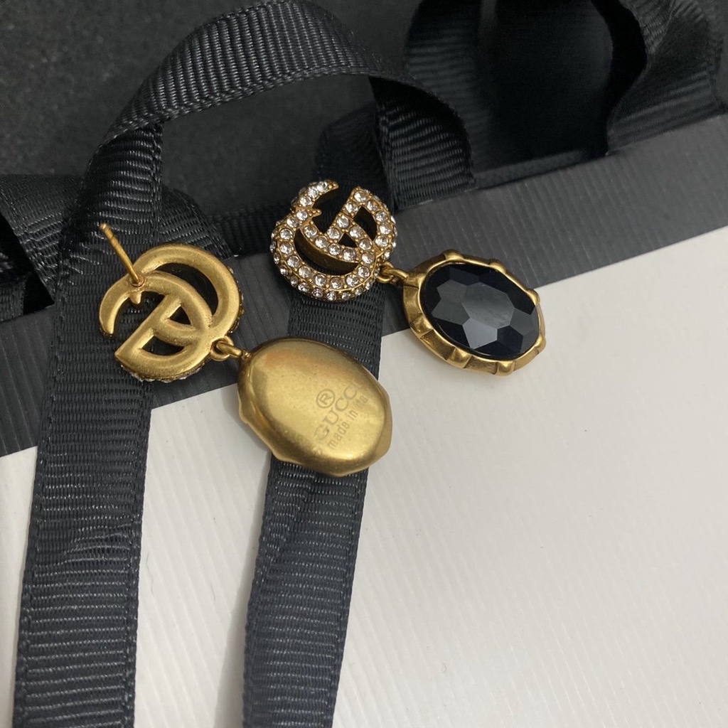 Bông Tai Gucci Bằng Thép Titan Hình Logo GG Đôi Thời Trang Cho Nữ