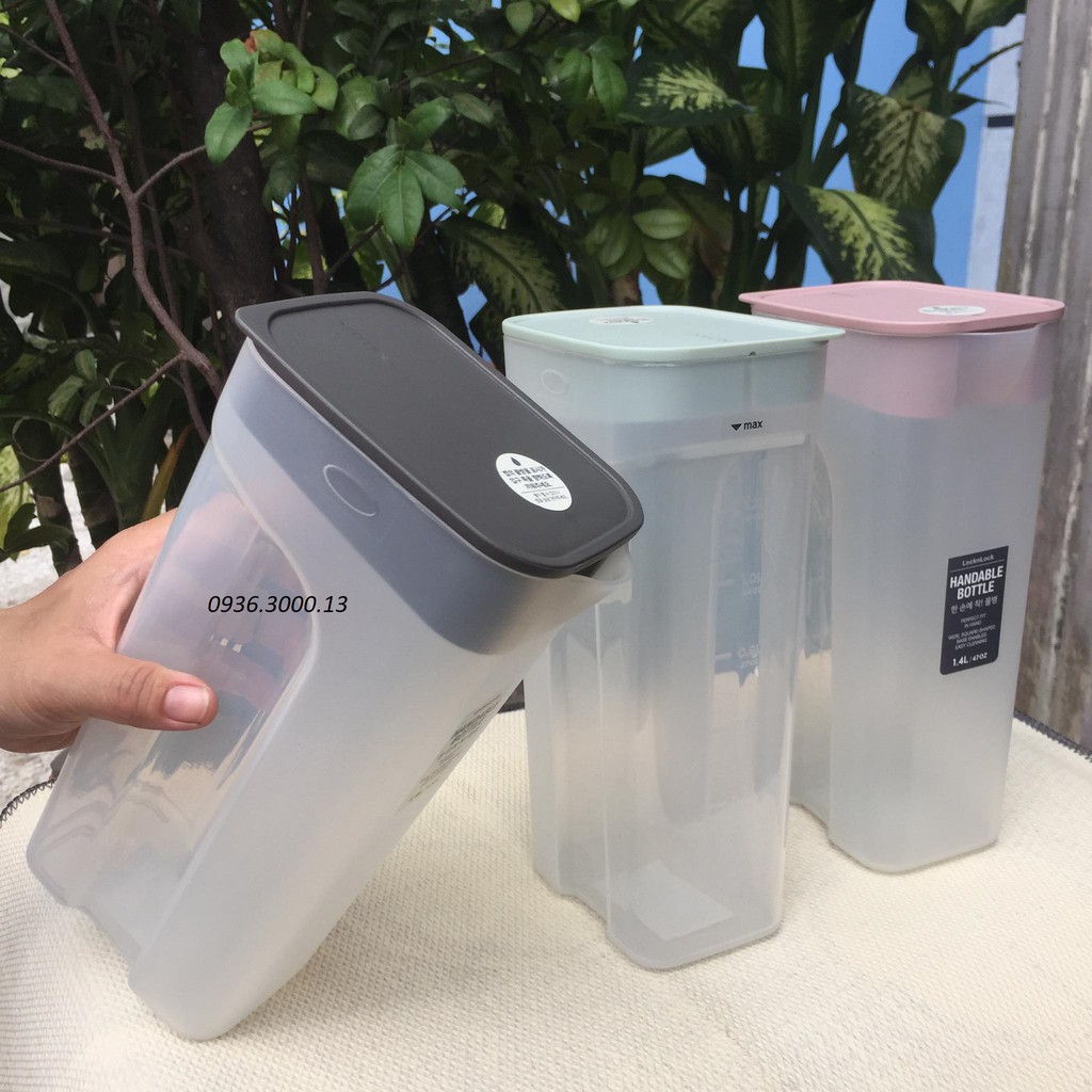 Bình Nước Handle Bottle 1.4L Lock&Lock HAP817GRY