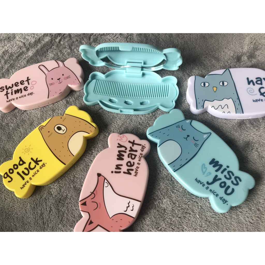 Bộ Gương Lược Cầm Tay Hình Viên Kẹo Siêu Dễ Thương Nhiều Mẫu Đa Dạng