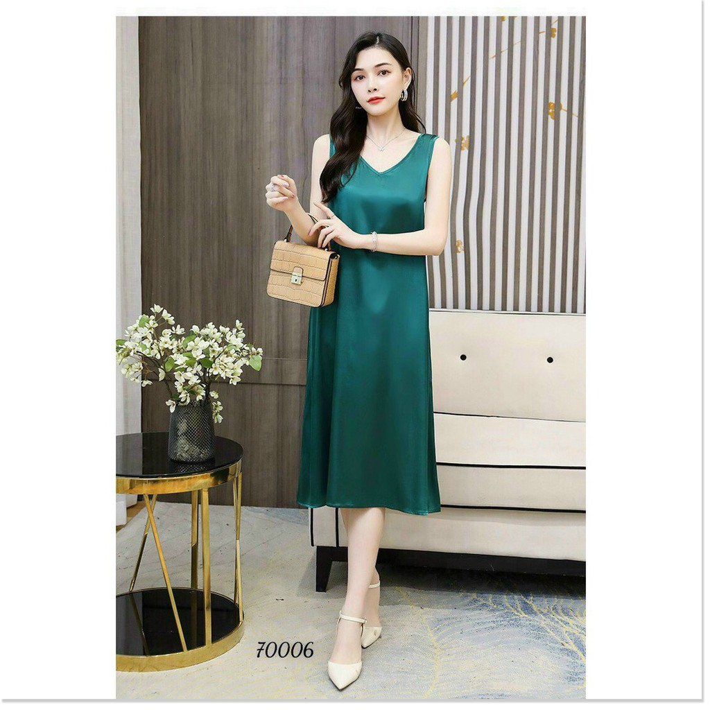 ĐẦM SATIN HỌA TIẾT TRƠN NHƯNG KHÔNG KÉM PHẦN SANG TRỌNG THỜI TRANG KOKO MI