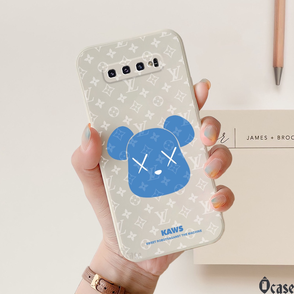 Ốp lưng Samsung S10 / S10 Plus in hình gấu cạnh viền vuông có bảo vệ camera