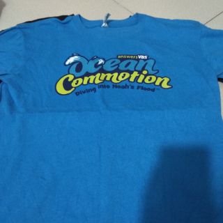 Áo của khách lẻ