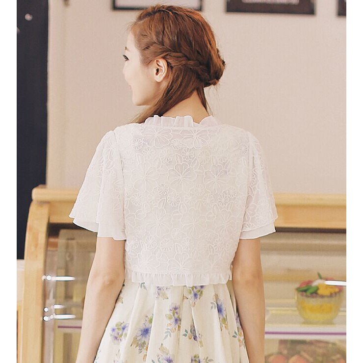 Áo khoác cardigan tay ngắn phối ren | BigBuy360 - bigbuy360.vn
