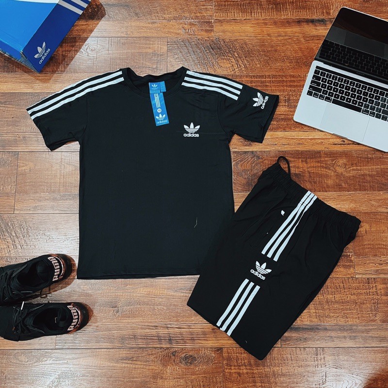 Bộ cổ tròn logo tay sale3 | BigBuy360 - bigbuy360.vn