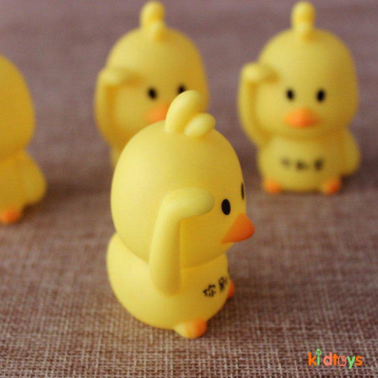 Vịt Cao Su Có Thể Phát Ra Tiếng Kêu Vui Nhộn Dành Cho Bé