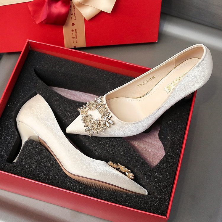 【Ready Stock】Bridal wedding shoes 2021 new pointed white rhinestone stiletto high heels 7 cm