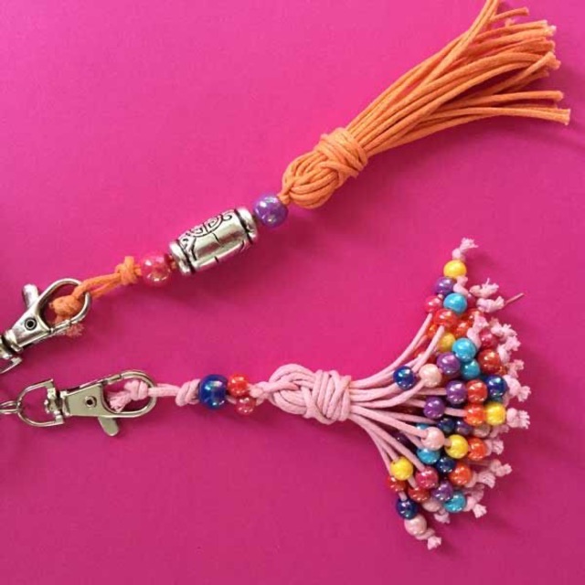 Hạt cườm tròn 5 li (5mm) nhiều màu bóng đẹp dùng trang trí, làm đồ handmade, xỏ vòng tay, phụ liệu may mặc