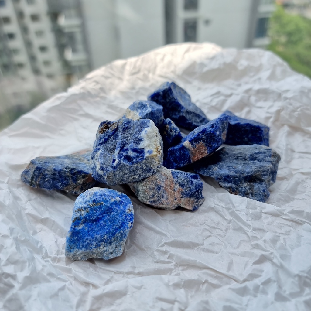 Đá thô thanh tẩy Sodalite xanh dương, đá thach anh dùng trong Tarot, Reiki, Phong Thủy