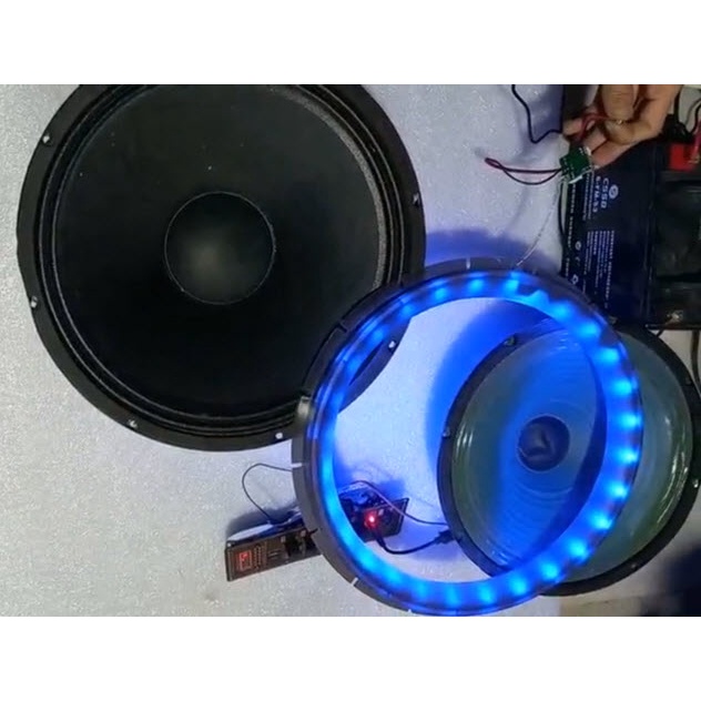 Loa bass 40 kèm đèn led nháy theo nhạc tròn công suất 150W - 250W 4 ôm mẫu mới năm 2022