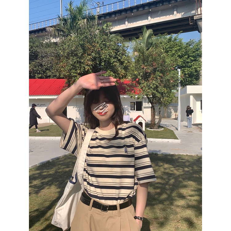 Áo Thun Nữ Ngắn Tay Cổ Tròn Họa Tiết Kẻ Sọc Thời Trang Mùa Hè