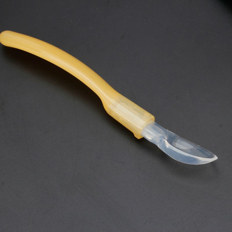 Muỗng ăn bằng silicon an toàn cho bé