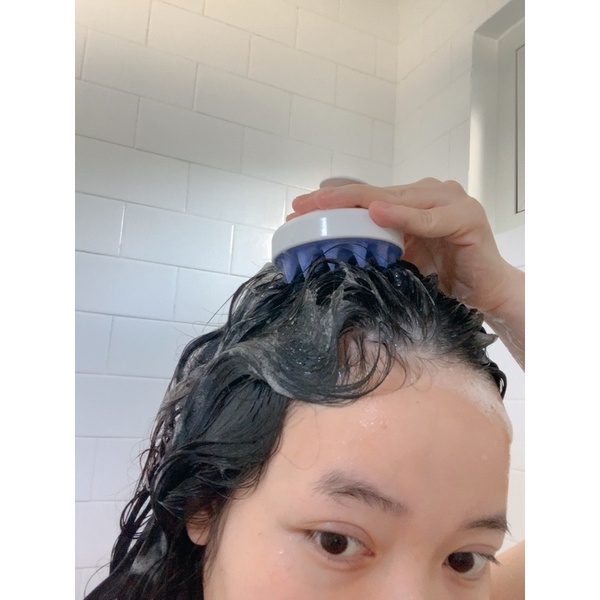 Lược gội đầu massage Aheads L Hidden Brush