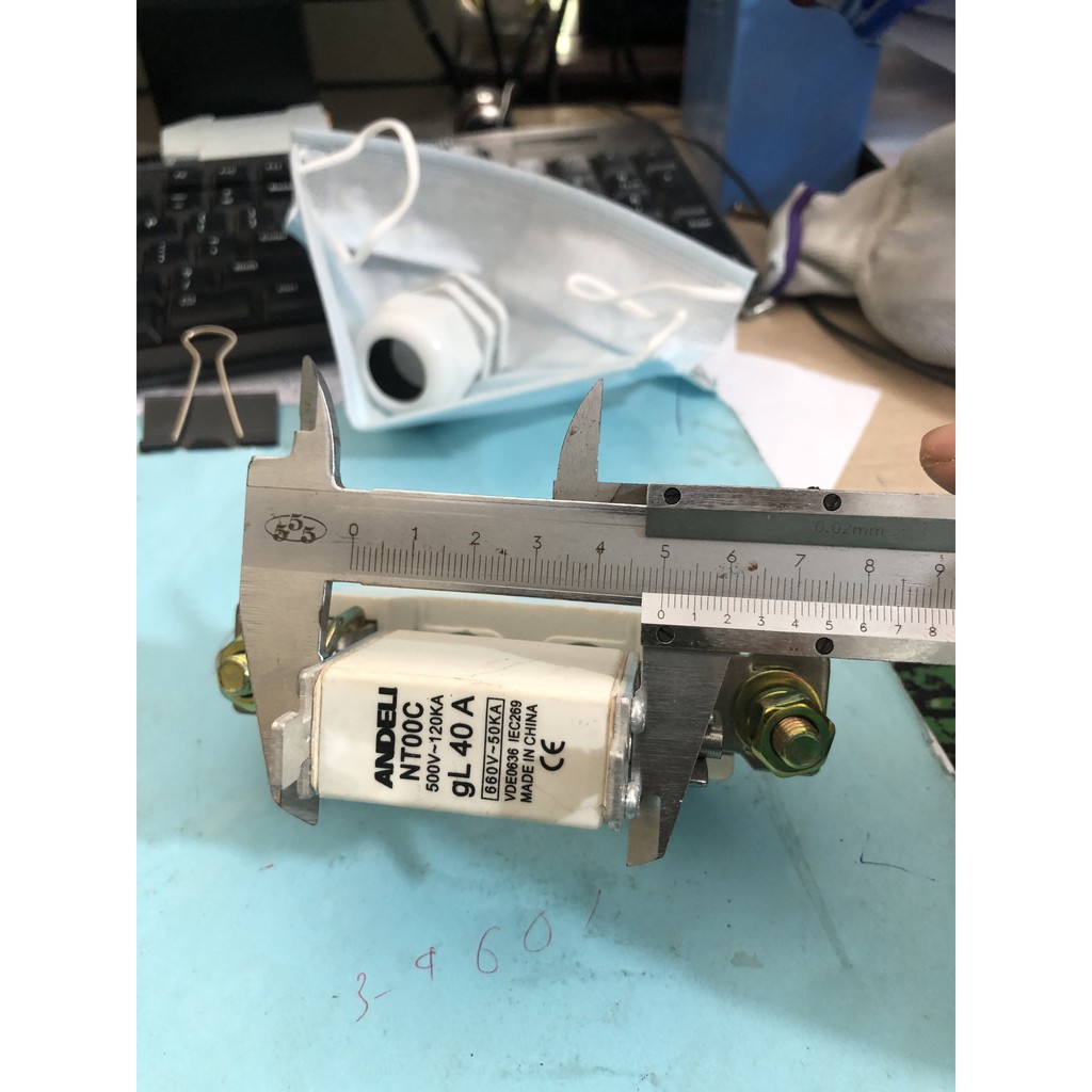 Cầu chì sứ hạ thế 40A