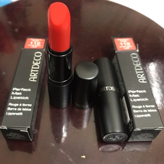 ARTDECO Son siêu lì màu đỏ cam Perfect Mat Lipstick 112 orangey red xách tay ĐỨC