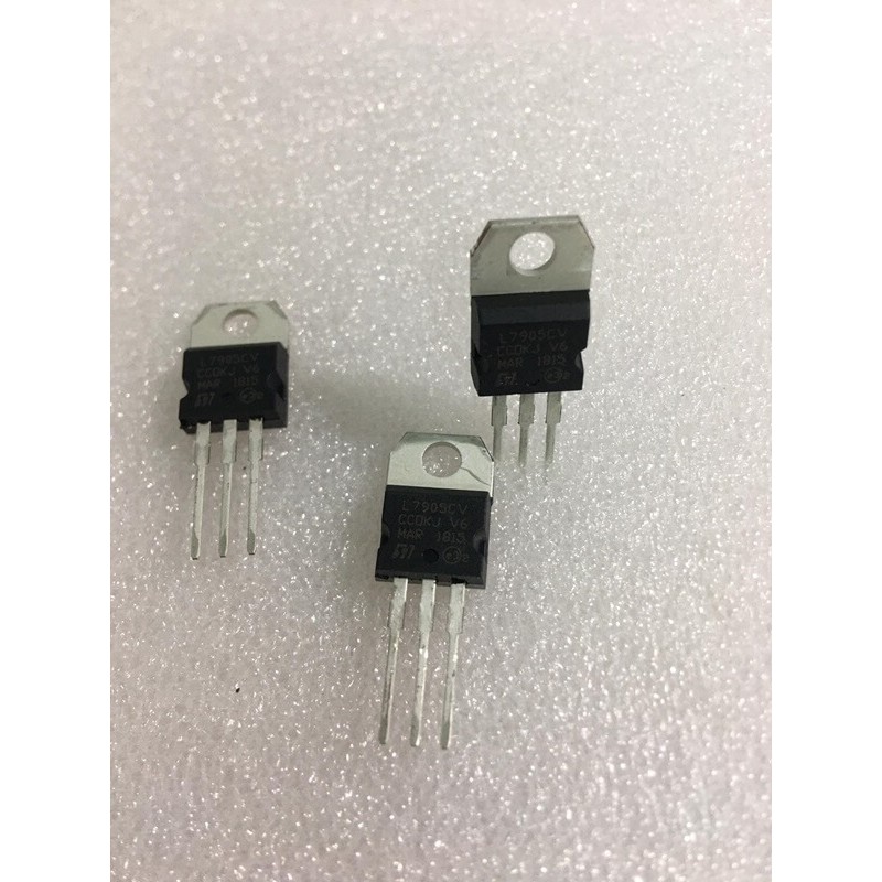 IC Nguồn L7905 7905 Mới Chính Hãng 100%(5 con)