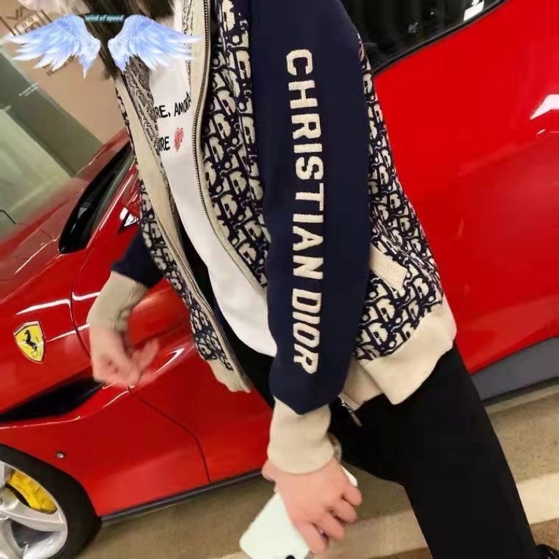 Áo Khoác Len Mũ Dio