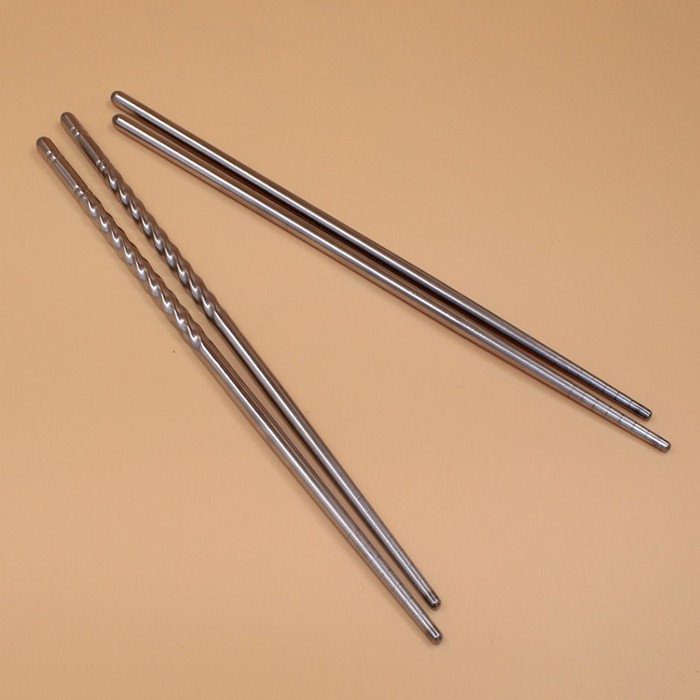 Đôi Đũa Kim Loại Không Gỉ Gia Đình Siêu Bền, Có Vân Chống Trượt (Chọn Số Lượng)