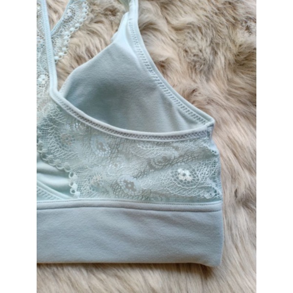 1 hoặc 2 áo Bralette hiệu Gilligan & O'Malley xuất khẩu Pháp