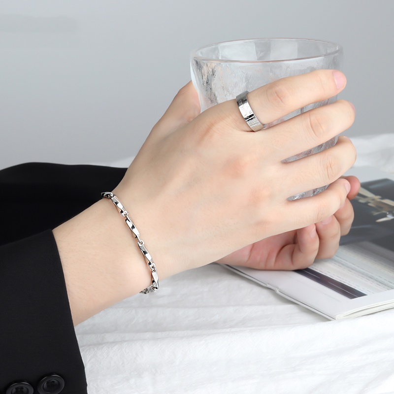 Vòng Tay Lắc Tay Nam Nữ Thép Titan Không Gỉ Dáng Chuỗi Xoắn B22