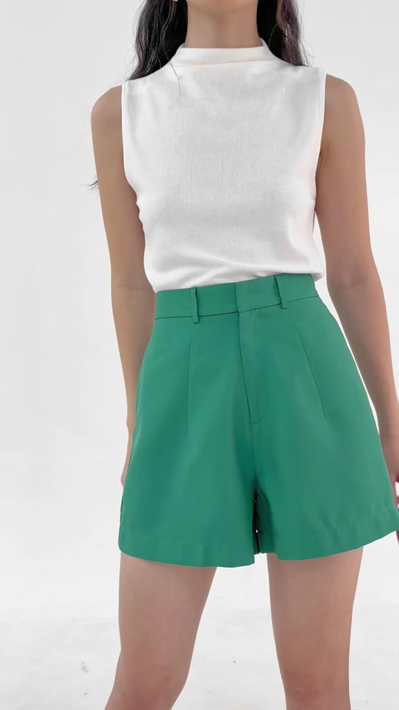 Quần short nữ MARC FASHION cơ bản ben trước 2 túi CBNT112922 | BigBuy360 - bigbuy360.vn