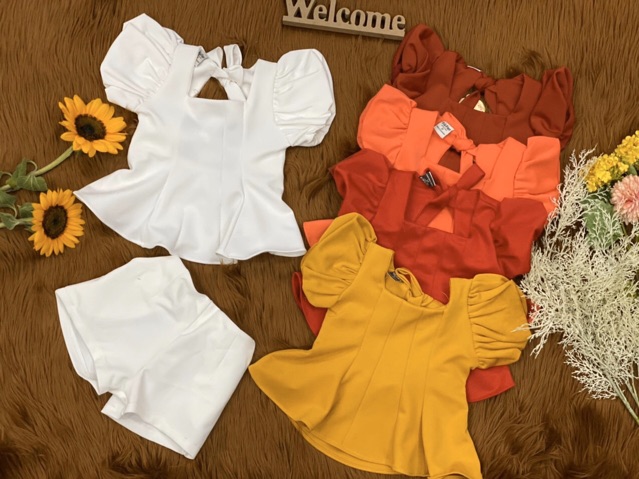 Set bộ đùi hở lưng