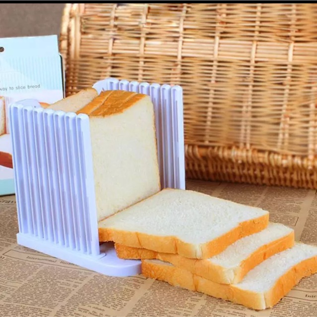 Dụng cụ cắt lát bánh mỳ sanwich