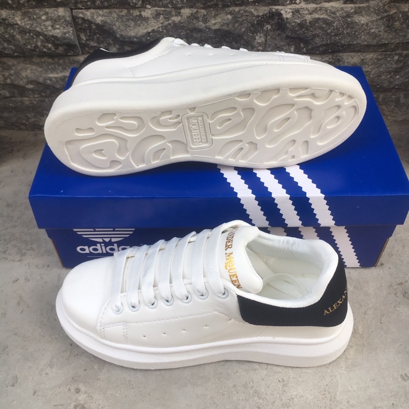 Giày Alex MC Queen gót nhung nam nữ