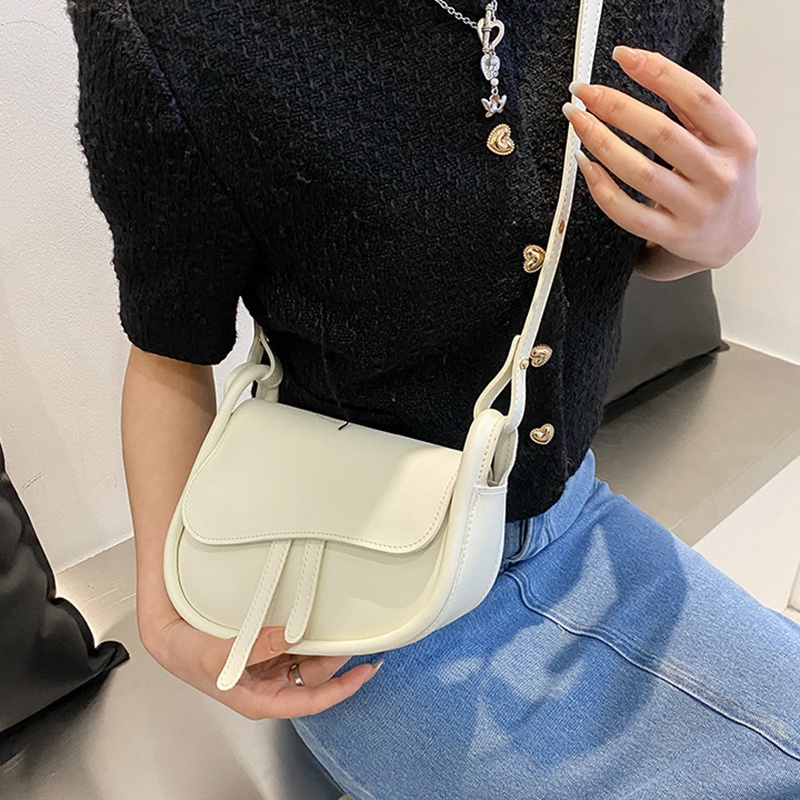 Túi đeo chéo IELGY có khóa nam châm thời trang đơn giản cho nữ