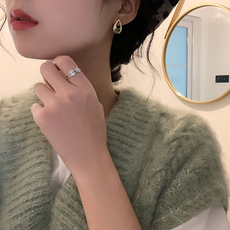 Nhẫn thiết kế theo phong cách Retro cá tính