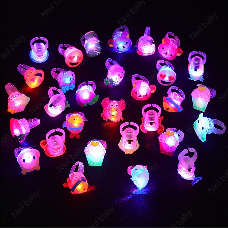 Nhẫn Nhựa Hình Động Vật/Trái Cây Hoạt Hình Dễ Thương Cho Bé