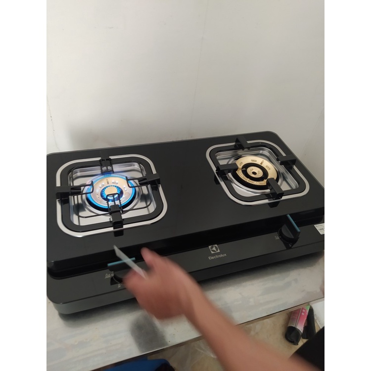 Bếp gas Electrolux ETG728GKR - Hàng trưng bày 99% , tặng kèm DÂY GAS-BH 24 tháng
